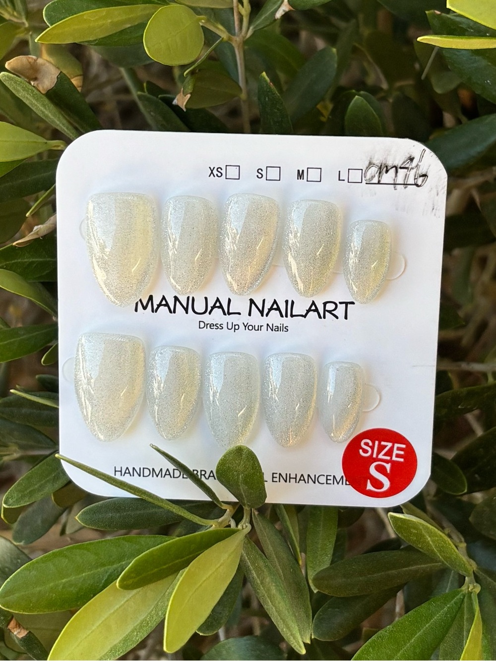 Handmade Manual Nailart Pearlescent Press-On Nails - White